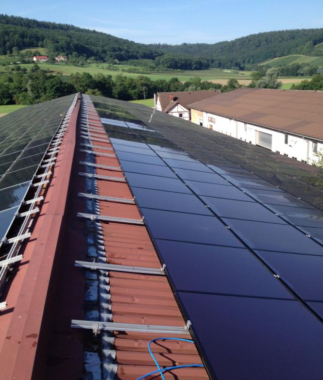 Reinigung von Photovoltaikanlagen in Stuttgart
